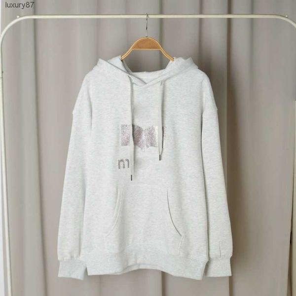 23aw sweater isabel marant women designer cotton sweatshirt fashion letter glitter print pullover hooded loose long sleeve hoodies, Black
23aw sweater isabel marant women designer cotton sweatshirt fashion letter glitter print pullover hooded loose long sleeve hoodies, Black