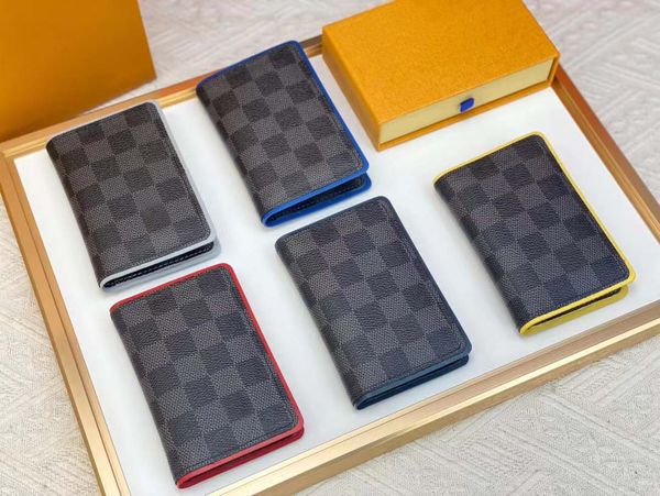 m30301' s new pattern is very distinctive and creative. this extremely practical multiple wallet is traditional., Brown;gray
m30301' s new pattern is very distinctive and creative. this extremely practical multiple wallet is traditional., Brown;gray