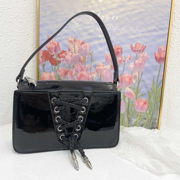 2023 new lacquer leather bag with straps for spicy girls fashionable and versatile underarm bag korean style shoulder crossbody bags handbag
2023 new lacquer leather bag with straps for spicy girls fashionable and versatile underarm bag korean style shoulder crossbody bags handbag