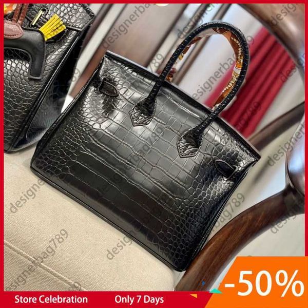designer bag 5a high-quality handbag luxury fashion brand women's bag famous brand handbag lacing and packaging 25cm 30cm 35cm
designer bag 5a high-quality handbag luxury fashion brand women's bag famous brand handbag lacing and packaging 25cm 30cm 35cm