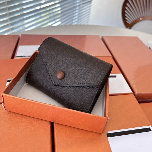 2023 luxury purse fashion designer clutch women short wallet woman purse french designer style discount card holder ladies handbag checked f, Red;black
2023 luxury purse fashion designer clutch women short wallet woman purse french designer style discount card holder ladies handbag checked f, Red;black