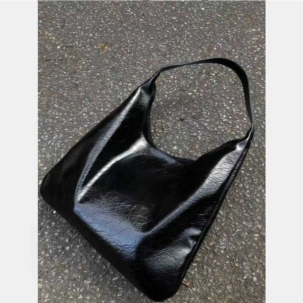 outdoor tote leisure large capacity tote bag shoulder portable underarm women's bag tote for traveling miui bag 4isr
outdoor tote leisure large capacity tote bag shoulder portable underarm women's bag tote for traveling miui bag 4isr