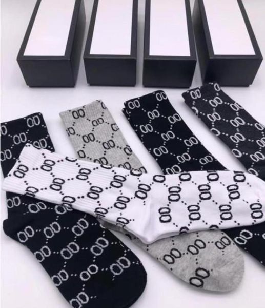 2023 designer men women socks five brands luxe sports winter mesh letter printed sock cotton with box8657363, Black
2023 designer men women socks five brands luxe sports winter mesh letter printed sock cotton with box8657363, Black