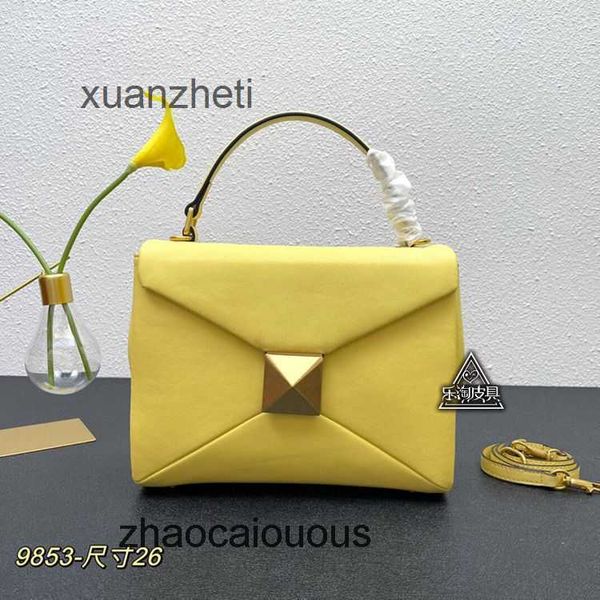 light valentiinov designer handbag women beauty rivet bags luxury leather handbag bag geometric splice shoulder crossbody women's bag a
light valentiinov designer handbag women beauty rivet bags luxury leather handbag bag geometric splice shoulder crossbody women's bag a