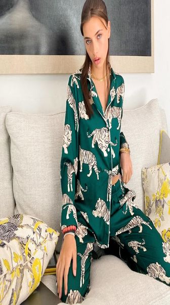tiger pattern pajamas suit sleepwear two pieces suits fashion animal printed shorts set thin breathable long pants nightwear3150543, Black;red
tiger pattern pajamas suit sleepwear two pieces suits fashion animal printed shorts set thin breathable long pants nightwear3150543, Black;red