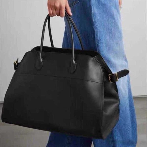 large totes luxurys handbags therow bag designer women tote bag commuting handbag fashion shoulder bags purse 230831
large totes luxurys handbags therow bag designer women tote bag commuting handbag fashion shoulder bags purse 230831