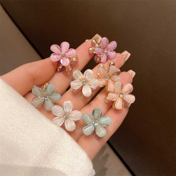 transparent flower spring and summer small hairpin bangs side forehead grab clip children's small clip headdress clip broken hairpin, Slivery;white
transparent flower spring and summer small hairpin bangs side forehead grab clip children's small clip headdress clip broken hairpin, Slivery;white