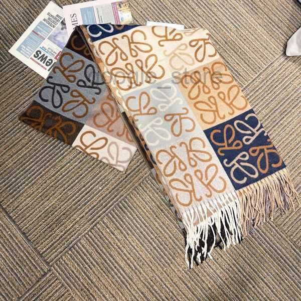 loe new color matching golden silk roving scarf old flower checkerboard plaid cashmere shawl women's woolufol, Blue;gray
loe new color matching golden silk roving scarf old flower checkerboard plaid cashmere shawl women's woolufol, Blue;gray