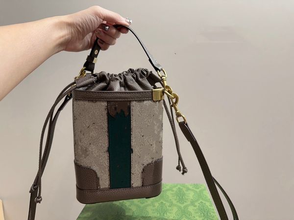 triangle bucket bag women fashion shopping satchels shoulder bags hobo handbag crossbody messenger bags leather luxury designer purses totes
triangle bucket bag women fashion shopping satchels shoulder bags hobo handbag crossbody messenger bags leather luxury designer purses totes