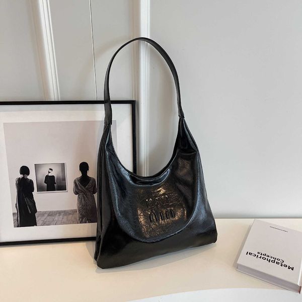 outdoor tote romantic simple underarm bag women's shoulder bag tote for traveling miui bag 828c
outdoor tote romantic simple underarm bag women's shoulder bag tote for traveling miui bag 828c
