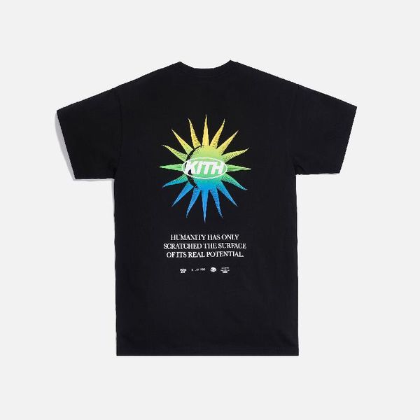 2023 new designer kith uprising sun men's t-shirts trends brand the new yorker skyline newsstand rabbit paper cutting printed round nec, White;black
2023 new designer kith uprising sun men's t-shirts trends brand the new yorker skyline newsstand rabbit paper cutting printed round nec, White;black