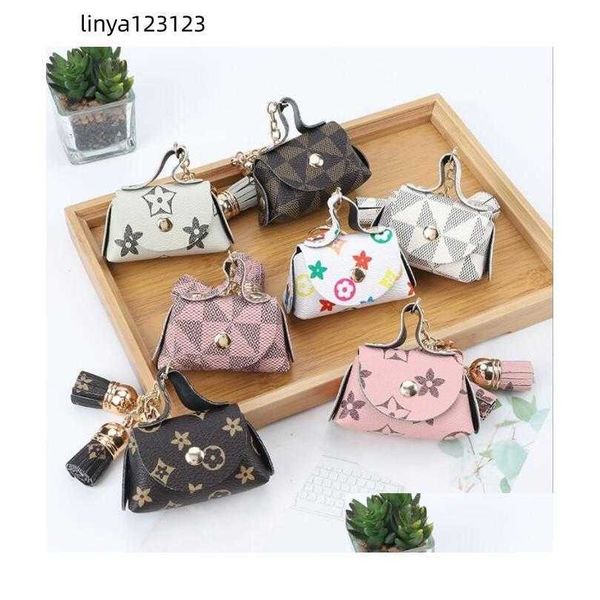 key rings leather chains jewelry brown flower plaid tassel coin purse keyrings pendant fashion mini storage bag charm keychains access dh71r, Slivery;golden
key rings leather chains jewelry brown flower plaid tassel coin purse keyrings pendant fashion mini storage bag charm keychains access dh71r, Slivery;golden