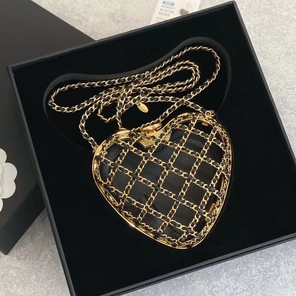 heart minaudiere lambskin & gold-tone metal designer handbag luxury crossbody bags chain flap bag 26cm 10a mirror quality evening clutch bag
heart minaudiere lambskin & gold-tone metal designer handbag luxury crossbody bags chain flap bag 26cm 10a mirror quality evening clutch bag