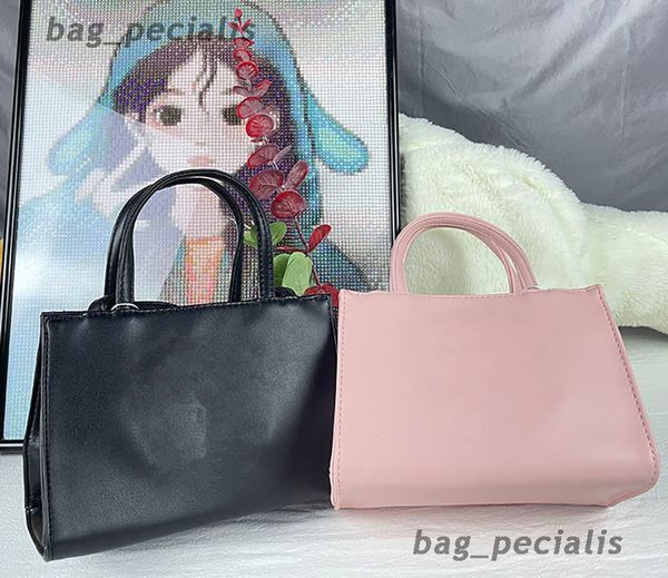designer bag tote bag classic fashion handbag two sizes new all-shoulder crossbody bag material bag womens handbag fast shipping drop shippi
designer bag tote bag classic fashion handbag two sizes new all-shoulder crossbody bag material bag womens handbag fast shipping drop shippi