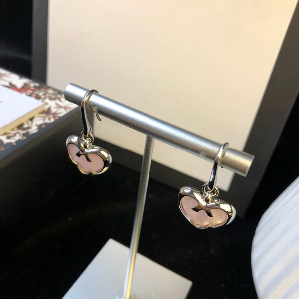 designer g rectangle version of silver plated vintage heart stud earrings special patternloving heart pin style hip hop charm style never fa, Golden;silver
designer g rectangle version of silver plated vintage heart stud earrings special patternloving heart pin style hip hop charm style never fa, Golden;silver