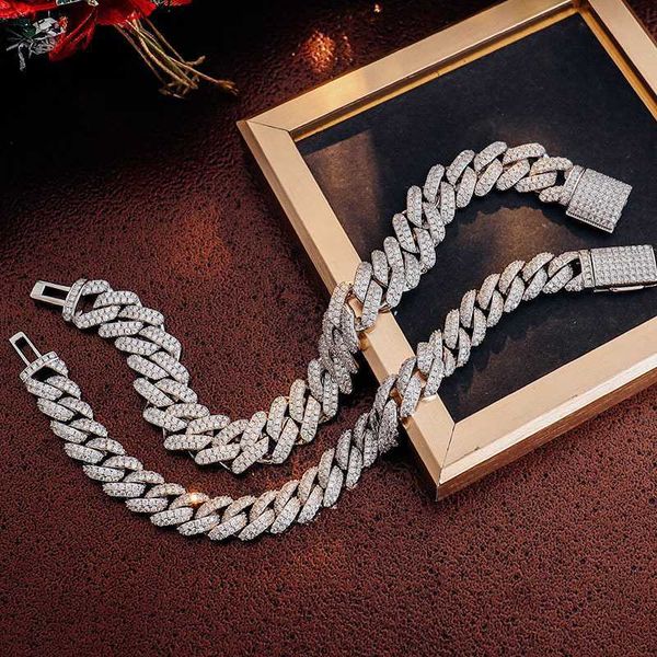 hip hop icy jewelry for men 10mm 14mm prong cuban link chain 925 silver vermeil necklaces iced out vvs diamonds moissanite chain
hip hop icy jewelry for men 10mm 14mm prong cuban link chain 925 silver vermeil necklaces iced out vvs diamonds moissanite chain