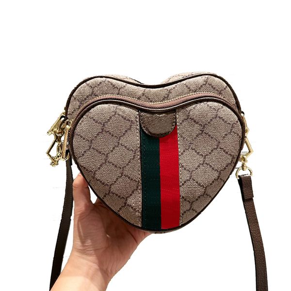 luxury designer love crossbody bag famous italy brand heart-shaped genuine leather adjustable shoulder strap rome women's fashion dinne
luxury designer love crossbody bag famous italy brand heart-shaped genuine leather adjustable shoulder strap rome women's fashion dinne