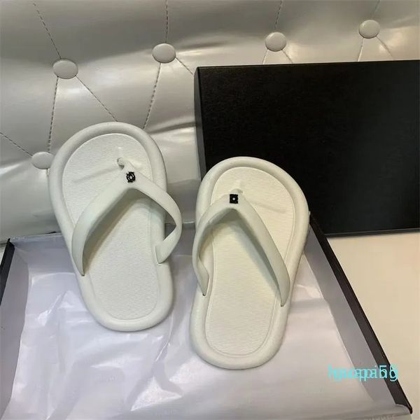 designer men women designer slippers sandal summer shoes flat outdoor beach slipper sandal fashion versatile size 36-45, Black
designer men women designer slippers sandal summer shoes flat outdoor beach slipper sandal fashion versatile size 36-45, Black