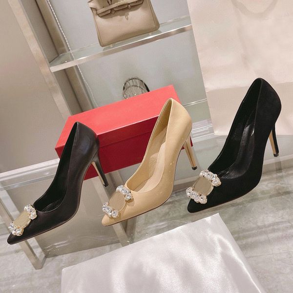 high heeled boat shoe designer shoes bar thin heeled high heels heels leather metal button pointed shoes chain women diamond dress shoes lar, Black
high heeled boat shoe designer shoes bar thin heeled high heels heels leather metal button pointed shoes chain women diamond dress shoes lar, Black