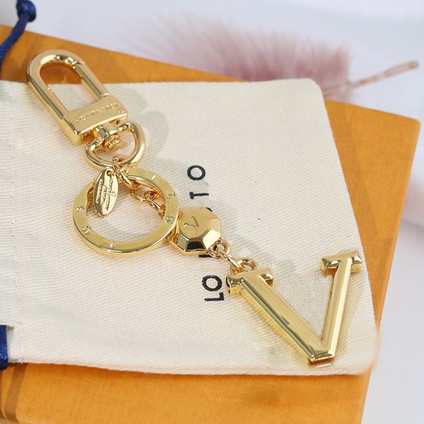 designer keychain for women classic alphabet metal letter with box simple design keychain car keychainkeychain, Silver
designer keychain for women classic alphabet metal letter with box simple design keychain car keychainkeychain, Silver