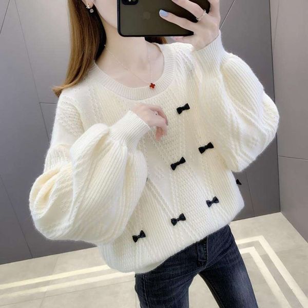korean womens all matching sweater fashion bow tie base shirt autumn and winter style wholesale, White;black
korean womens all matching sweater fashion bow tie base shirt autumn and winter style wholesale, White;black
