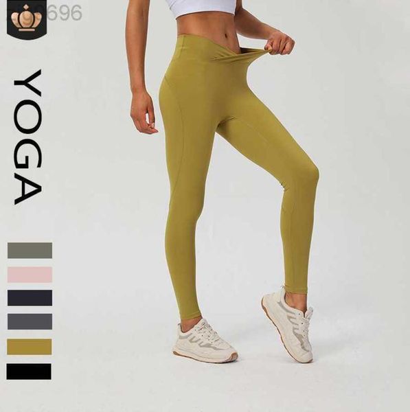 2023 desginer al yoga pants v-shaped waist and hip lifting sports tights t-line nude running fitness pants, Black
2023 desginer al yoga pants v-shaped waist and hip lifting sports tights t-line nude running fitness pants, Black