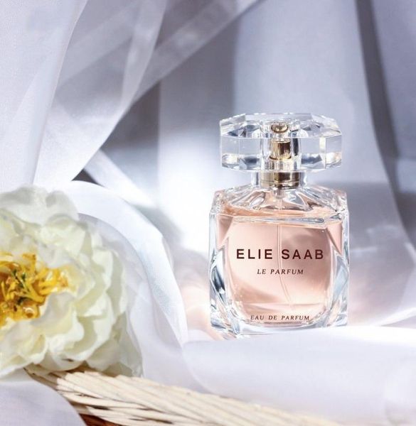 elie saab le parfum 90ml women perfume long sting smell edp orange jasimin flower blossom fruit scent fragrance dy woman cologne spray fast
elie saab le parfum 90ml women perfume long sting smell edp orange jasimin flower blossom fruit scent fragrance dy woman cologne spray fast