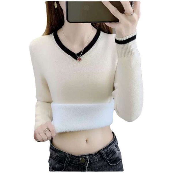 autumn and winter blouse with sweater velvet warm mom v neck womens pure color stretching skinny bottom making, White;black
autumn and winter blouse with sweater velvet warm mom v neck womens pure color stretching skinny bottom making, White;black