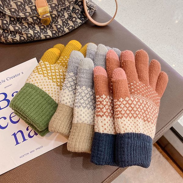 fashion retro warm gloves student mobile phone touch screen five-finger gloves female autumn winter plus fleece cycling couple male fashion, Blue;gray
fashion retro warm gloves student mobile phone touch screen five-finger gloves female autumn winter plus fleece cycling couple male fashion, Blue;gray