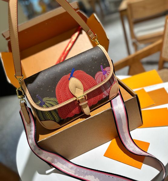 l x yayoi kusama quality luxury designer totes crossbody shoulder bags mini handbags leather hobo messenger chain waist strap classic envelo
l x yayoi kusama quality luxury designer totes crossbody shoulder bags mini handbags leather hobo messenger chain waist strap classic envelo
