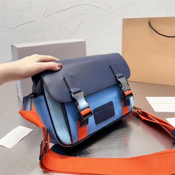 2023 mens messenger bags designer bag crossbody shoulder bags luxury men cross body print letters leather 5a
2023 mens messenger bags designer bag crossbody shoulder bags luxury men cross body print letters leather 5a