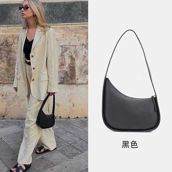 the rowbag cowhide handbag niche designer tote bag texture genuine leather shoulder bags irregular portable underarm womens bag 230831
the rowbag cowhide handbag niche designer tote bag texture genuine leather shoulder bags irregular portable underarm womens bag 230831