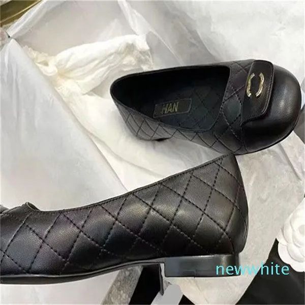 2023 lady designer women diamond lattice formal shoes casual leather flat shoes fashion women square head comfortable loafers, Black
2023 lady designer women diamond lattice formal shoes casual leather flat shoes fashion women square head comfortable loafers, Black