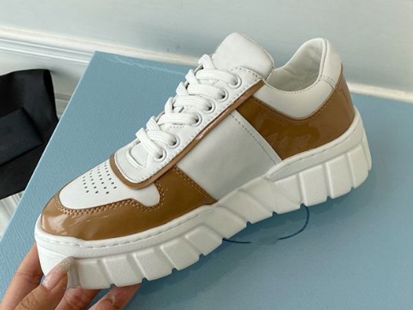 leather women platform sneakers modern design triangle applique men white black serrated rubber foam outsole sports casual shoes with box
leather women platform sneakers modern design triangle applique men white black serrated rubber foam outsole sports casual shoes with box