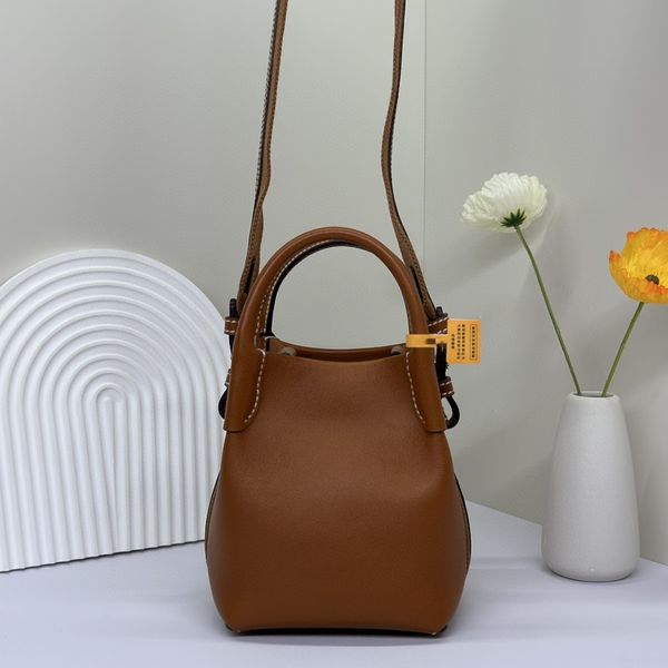 totes luxury handbags calf togo leather designer shoulder bag brown colors wholesale price fast delivery
totes luxury handbags calf togo leather designer shoulder bag brown colors wholesale price fast delivery