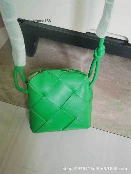 abottegasventas designer tote bag mini jodie candy versatile sheepskin knitted crossbody commuter women's bag luxury evening hop teen h
abottegasventas designer tote bag mini jodie candy versatile sheepskin knitted crossbody commuter women's bag luxury evening hop teen h