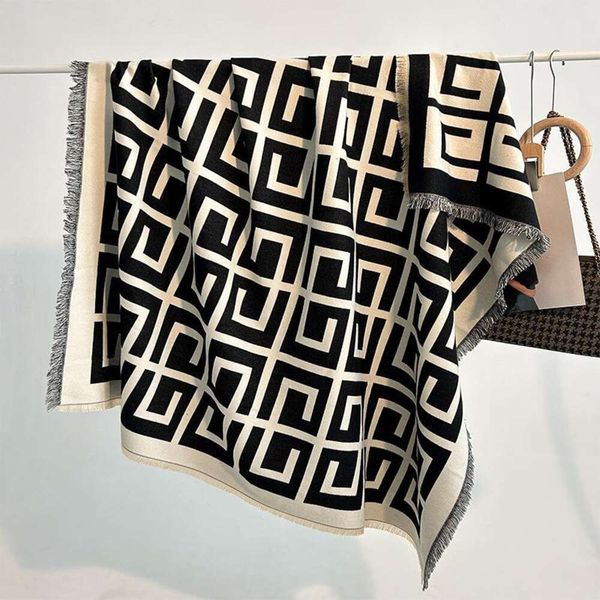 autumn and winter artificial cashmere scarf fashion symmetrical plaid thickened large kerchief warm all matching, Blue;gray
autumn and winter artificial cashmere scarf fashion symmetrical plaid thickened large kerchief warm all matching, Blue;gray