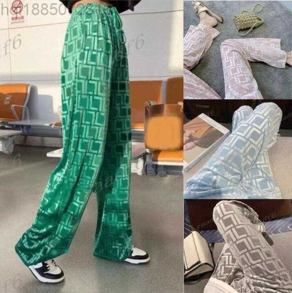 2022 new fall high-end womens pants fashion designer sportswear luxury velvet wide legs 3d embossed f letter comfortable and casual, Black;white
2022 new fall high-end womens pants fashion designer sportswear luxury velvet wide legs 3d embossed f letter comfortable and casual, Black;white
