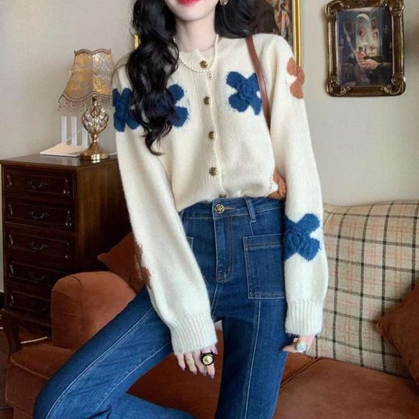 early spring french lazy short cardigan sweater womens flower jacquard hong kong flavored retro chic top, White;black
early spring french lazy short cardigan sweater womens flower jacquard hong kong flavored retro chic top, White;black
