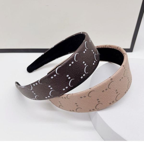retro designer women letter printing headband wide edge thickened autumn hair band wrapped fabric headwear street fashion headband party gif, Golden;silver
retro designer women letter printing headband wide edge thickened autumn hair band wrapped fabric headwear street fashion headband party gif, Golden;silver