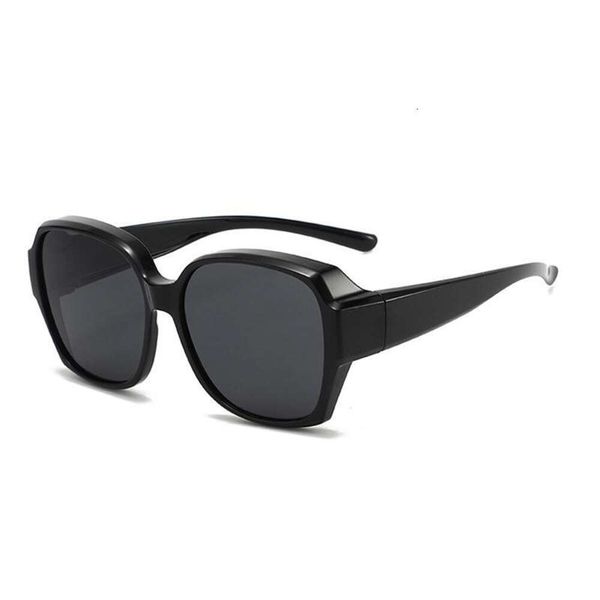 polarizing sunglasses short sighted glasses mens driving womens season sunblock anti violet rays, White;black
polarizing sunglasses short sighted glasses mens driving womens season sunblock anti violet rays, White;black