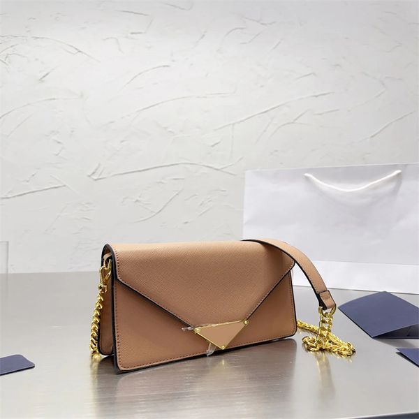 new fashion shoulder bag 2023 luxury designer bag made of cowhide material metal chain underarm bag crossbody bag wallet
new fashion shoulder bag 2023 luxury designer bag made of cowhide material metal chain underarm bag crossbody bag wallet