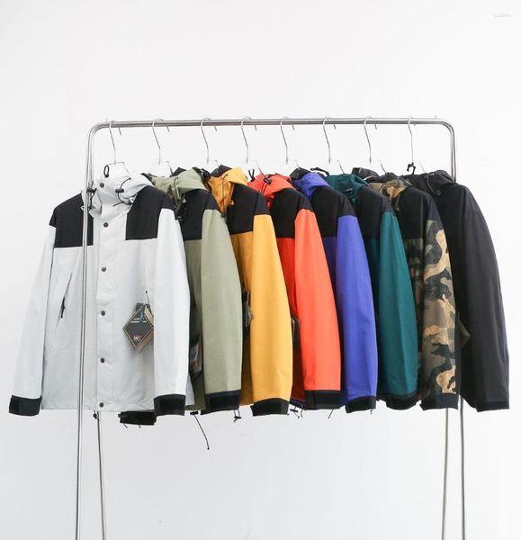 Men' Jackets 2023 Quality 1:1 1990 Embroidery Women Men Jacket Windbreaker Hiphop Parka Casual Waterproof Retro Coats, Black
Men' Jackets 2023 Quality 1:1 1990 Embroidery Women Men Jacket Windbreaker Hiphop Parka Casual Waterproof Retro Coats, Black