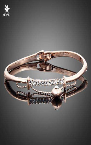 wholesale mozel fashion jewelry rovski elements rose gold plated stellux austrian crystal paved bangle love pendant bracelet tb00043811028, Black
wholesale mozel fashion jewelry rovski elements rose gold plated stellux austrian crystal paved bangle love pendant bracelet tb00043811028, Black