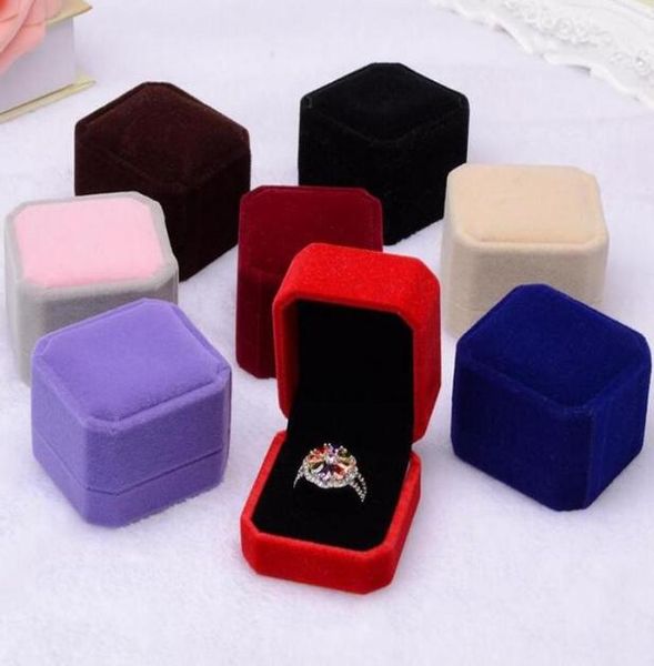 2018 s new fashion 10 color selection square velvet jewelry box red gadget box plush necklace ring earrings box6452791, Black;white
2018 s new fashion 10 color selection square velvet jewelry box red gadget box plush necklace ring earrings box6452791, Black;white