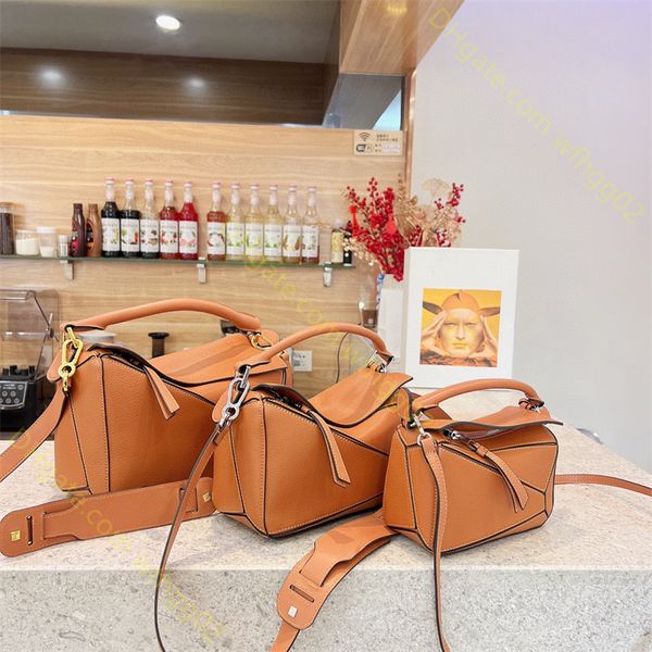 wholesale genuine leather geometric bag luxury designers shoulders bag men women patchwork handbag mirror quality panelled cross body bags c
wholesale genuine leather geometric bag luxury designers shoulders bag men women patchwork handbag mirror quality panelled cross body bags c