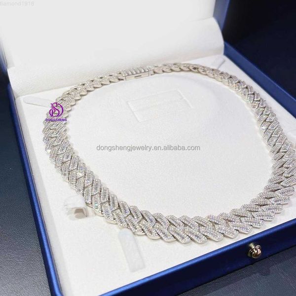 hiphop necklace 15mm 18mm luxury custom 925 sterling silver ice out vvs moissanite diamond cuban chain
hiphop necklace 15mm 18mm luxury custom 925 sterling silver ice out vvs moissanite diamond cuban chain