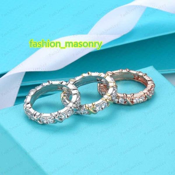 full diamond titanium steel and silver love ring luxury men and women rose gold ring designer couple jewelry gift with box
full diamond titanium steel and silver love ring luxury men and women rose gold ring designer couple jewelry gift with box