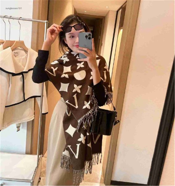 scarves fashion men/women warm soft designer ultra long printed scarf luxury brand shawl 180/70cm new style exquisite gift wholesale, Blue;gray
scarves fashion men/women warm soft designer ultra long printed scarf luxury brand shawl 180/70cm new style exquisite gift wholesale, Blue;gray