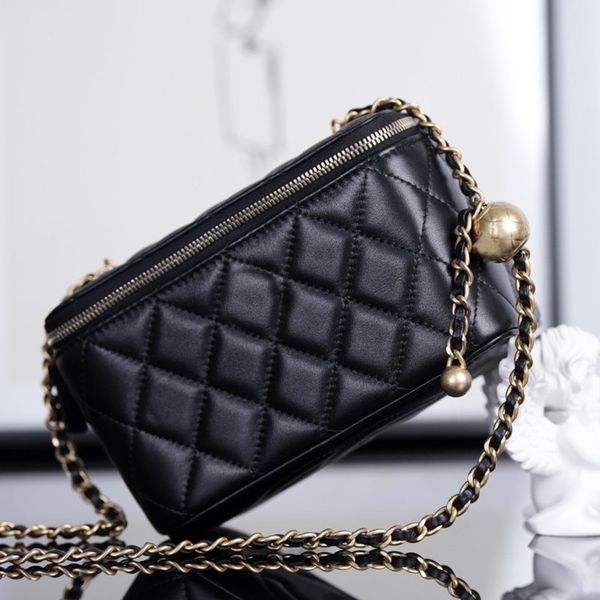 10a designer mini cosmetics bags 16cm luxury women orgnizer cross body bag crossbody make up makeup bags mirror quality leather c130
10a designer mini cosmetics bags 16cm luxury women orgnizer cross body bag crossbody make up makeup bags mirror quality leather c130